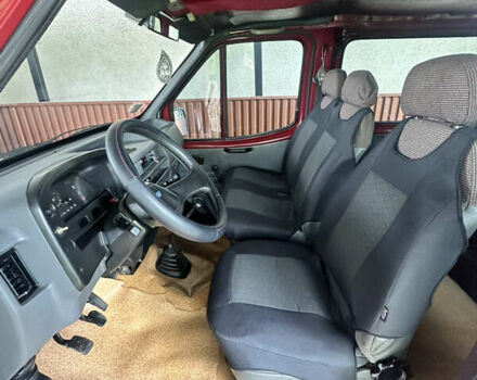 Красный Форд Транзит, объемом двигателя 2.5 л и пробегом 200 тыс. км за 3000 $, фото 3 на Automoto.ua