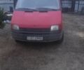 Красный Форд Транзит, объемом двигателя 2 л и пробегом 230 тыс. км за 2000 $, фото 1 на Automoto.ua