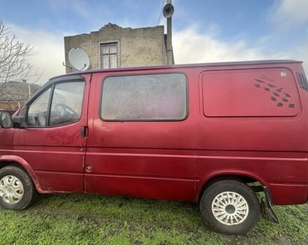 Красный Форд Транзит, объемом двигателя 2.5 л и пробегом 300 тыс. км за 1700 $, фото 3 на Automoto.ua