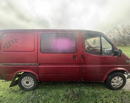 Красный Форд Транзит, объемом двигателя 2.5 л и пробегом 300 тыс. км за 1700 $, фото 1 на Automoto.ua