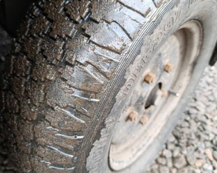 Красный Форд Транзит, объемом двигателя 2 л и пробегом 300 тыс. км за 650 $, фото 5 на Automoto.ua