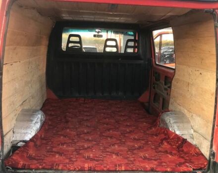 Красный Форд Транзит, объемом двигателя 2 л и пробегом 500 тыс. км за 1900 $, фото 7 на Automoto.ua