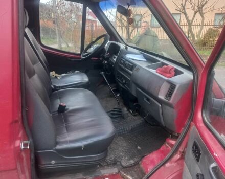 Красный Форд Транзит, объемом двигателя 2.5 л и пробегом 78 тыс. км за 1892 $, фото 4 на Automoto.ua