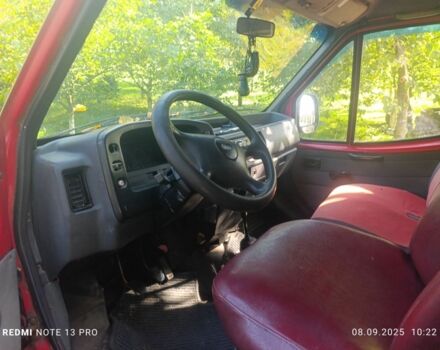 Красный Форд Транзит, объемом двигателя 2.5 л и пробегом 360 тыс. км за 1900 $, фото 4 на Automoto.ua