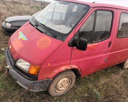 Червоний Форд Транзит, об'ємом двигуна 2.5 л та пробігом 540 тис. км за 1064 $, фото 2 на Automoto.ua