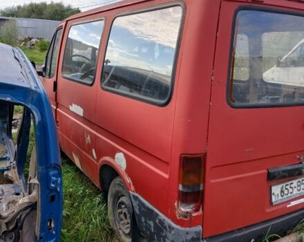 Красный Форд Транзит, объемом двигателя 2.5 л и пробегом 300 тыс. км за 550 $, фото 5 на Automoto.ua