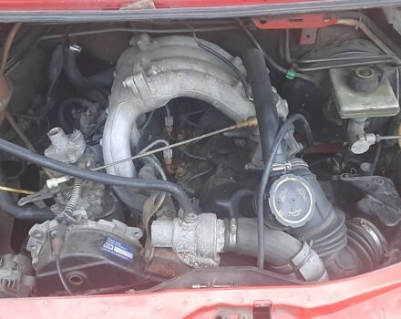 Красный Форд Транзит, объемом двигателя 2.5 л и пробегом 500 тыс. км за 1200 $, фото 4 на Automoto.ua