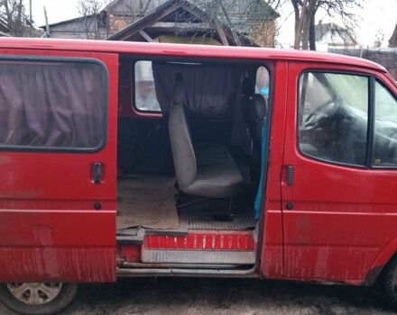 Красный Форд Транзит, объемом двигателя 2.5 л и пробегом 300 тыс. км за 1400 $, фото 5 на Automoto.ua