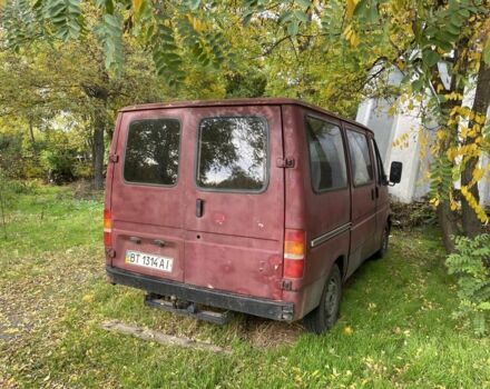 Форд Транзит 1998 у Очакове на Automoto.ua Червоний Форд Транзит, об'ємом двигуна 2.5 л та пробігом 300 тис. км за 2000 $, фото 6 на Automoto.ua