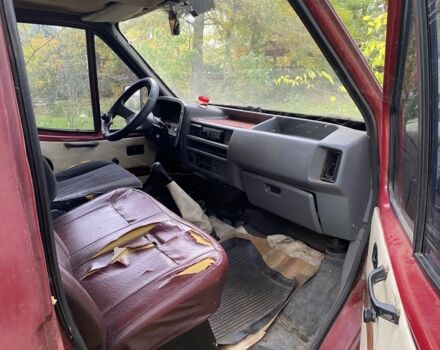 Форд Транзит 1998 у Очакове на Automoto.ua Червоний Форд Транзит, об'ємом двигуна 2.5 л та пробігом 300 тис. км за 2000 $, фото 4 на Automoto.ua