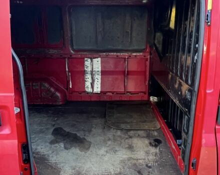 Красный Форд Транзит, объемом двигателя 2 л и пробегом 354 тыс. км за 4300 $, фото 6 на Automoto.ua