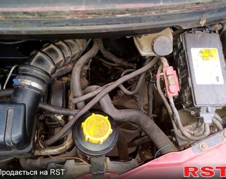 Червоний Форд Транзит, об'ємом двигуна 2 л та пробігом 100 тис. км за 4200 $, фото 4 на Automoto.ua