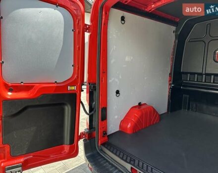 Червоний Форд Транзит, об'ємом двигуна 2 л та пробігом 227 тис. км за 18600 $, фото 16 на Automoto.ua