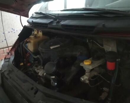 Червоний Форд Транзит, об'ємом двигуна 2.5 л та пробігом 300 тис. км за 3700 $, фото 2 на Automoto.ua