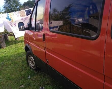 Красный Форд Транзит, объемом двигателя 0 л и пробегом 200 тыс. км за 2300 $, фото 3 на Automoto.ua