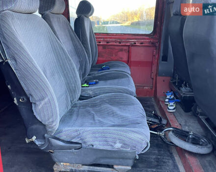 Червоний Форд Транзит, об'ємом двигуна 2 л та пробігом 377 тис. км за 3550 $, фото 11 на Automoto.ua