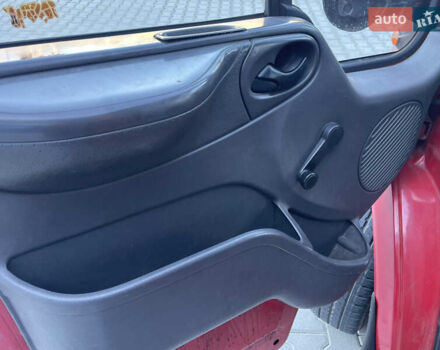 Красный Форд Транзит, объемом двигателя 2 л и пробегом 377 тыс. км за 3333 $, фото 7 на Automoto.ua