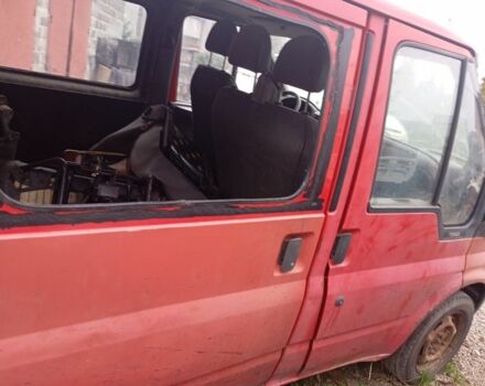 Красный Форд Транзит, объемом двигателя 0 л и пробегом 280 тыс. км за 1400 $, фото 3 на Automoto.ua