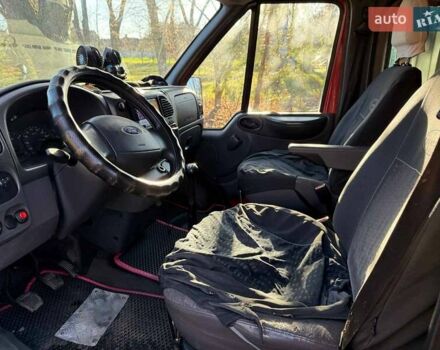 Червоний Форд Транзит, об'ємом двигуна 2 л та пробігом 321 тис. км за 7390 $, фото 11 на Automoto.ua