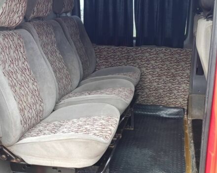 Красный Форд Транзит, объемом двигателя 2 л и пробегом 334 тыс. км за 3750 $, фото 11 на Automoto.ua