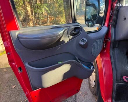 Красный Форд Транзит, объемом двигателя 2 л и пробегом 321 тыс. км за 7390 $, фото 10 на Automoto.ua