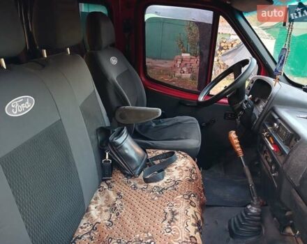 Красный Форд Транзит, объемом двигателя 2 л и пробегом 795 тыс. км за 3000 $, фото 11 на Automoto.ua