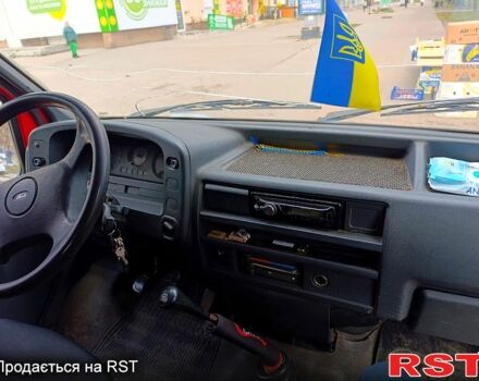 Красный Форд Транзит, объемом двигателя 2.5 л и пробегом 0 тыс. км за 1180 $, фото 6 на Automoto.ua