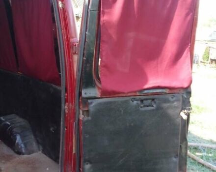 Красный Форд Транзит, объемом двигателя 2.5 л и пробегом 380 тыс. км за 2000 $, фото 6 на Automoto.ua