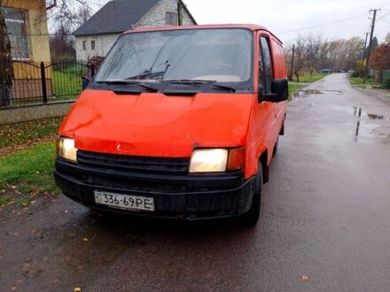 Красный Форд Транзит, объемом двигателя 2 л и пробегом 350 тыс. км за 1000 $, фото 1 на Automoto.ua