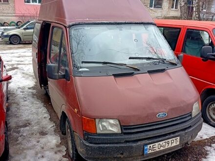 Червоний Форд Транзит, об'ємом двигуна 2.5 л та пробігом 120 тис. км за 2200 $, фото 1 на Automoto.ua