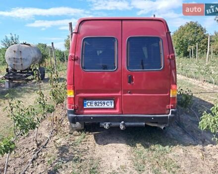 Красный Форд Транзит, объемом двигателя 2.5 л и пробегом 400 тыс. км за 3700 $, фото 1 на Automoto.ua