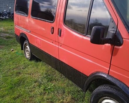 Червоний Форд Транзит, об'ємом двигуна 0 л та пробігом 300 тис. км за 2300 $, фото 1 на Automoto.ua