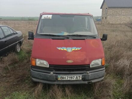 Червоний Форд Транзит, об'ємом двигуна 2.5 л та пробігом 540 тис. км за 1064 $, фото 1 на Automoto.ua