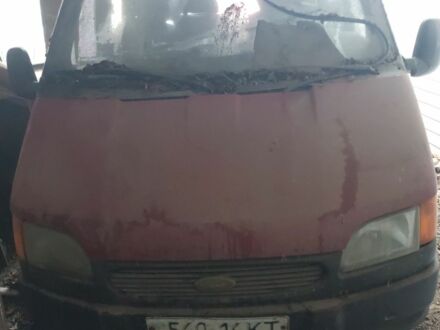 Червоний Форд Транзит, об'ємом двигуна 2.5 л та пробігом 500 тис. км за 900 $, фото 1 на Automoto.ua