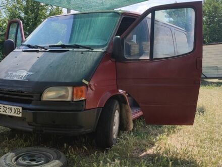 Форд Транзит 1996 у Васильковке на Automoto.ua Червоний Форд Транзит, об'ємом двигуна 2.5 л та пробігом 1 тис. км за 3122 $, фото 1 на Automoto.ua