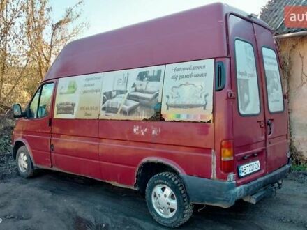 Красный Форд Транзит, объемом двигателя 2.5 л и пробегом 505 тыс. км за 2424 $, фото 1 на Automoto.ua