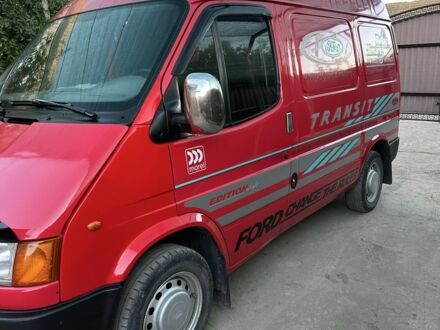 Красный Форд Транзит, объемом двигателя 0 л и пробегом 367 тыс. км за 4514 $, фото 1 на Automoto.ua