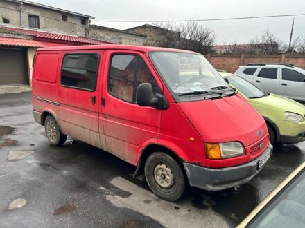 Красный Форд Транзит, объемом двигателя 2.5 л и пробегом 1 тыс. км за 3000 $, фото 1 на Automoto.ua