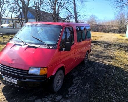 Красный Форд Транзит, объемом двигателя 2.5 л и пробегом 256 тыс. км за 1700 $, фото 1 на Automoto.ua