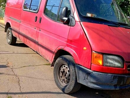 Форд Транзит 1999 в Балте на Automoto.ua Красный Форд Транзит, объемом двигателя 25 л и пробегом 210 тыс. км за 1400 $, фото 1 на Automoto.ua