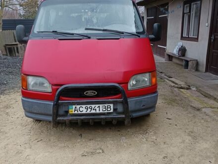 Червоний Форд Транзит, об'ємом двигуна 2.5 л та пробігом 300 тис. км за 2500 $, фото 1 на Automoto.ua