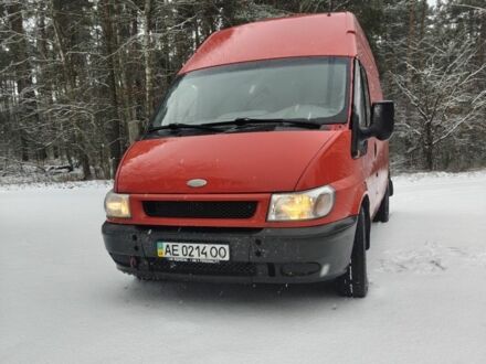Красный Форд Транзит, объемом двигателя 2 л и пробегом 467 тыс. км за 3100 $, фото 1 на Automoto.ua