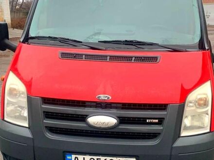 Форд Транзит 2007 в Киеве на Automoto.ua Красный Форд Транзит, объемом двигателя 2.4 л и пробегом 363 тыс. км за 10300 $, фото 1 на Automoto.ua