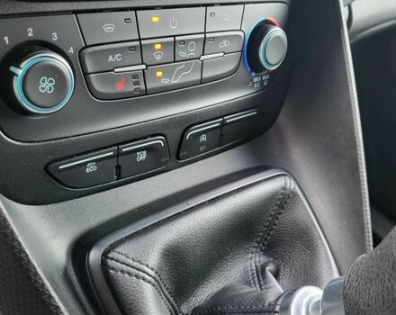 Червоний Форд Транзит, об'ємом двигуна 1.5 л та пробігом 68 тис. км за 15500 $, фото 1 на Automoto.ua