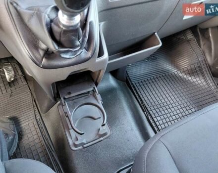 Форд Транзит, об'ємом двигуна 2 л та пробігом 180 тис. км за 19600 $, фото 53 на Automoto.ua