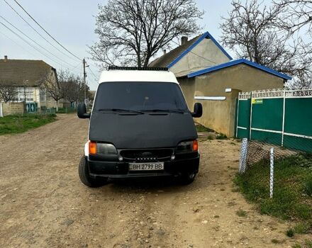 Форд Транзит, объемом двигателя 2.5 л и пробегом 0 тыс. км за 4000 $, фото 1 на Automoto.ua