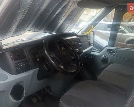 Форд Транзит, об'ємом двигуна 2.4 л та пробігом 290 тис. км за 10500 $, фото 2 на Automoto.ua