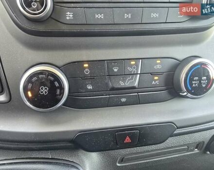 Форд Транзит, об'ємом двигуна 2 л та пробігом 98 тис. км за 29419 $, фото 10 на Automoto.ua