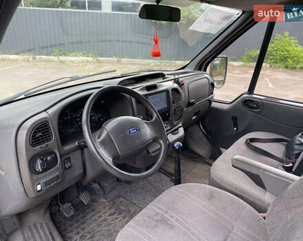 Форд Транзит, объемом двигателя 2.4 л и пробегом 500 тыс. км за 8500 $, фото 4 на Automoto.ua