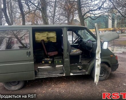 Форд Транзит, объемом двигателя 25 л и пробегом 300 тыс. км за 2700 $, фото 4 на Automoto.ua